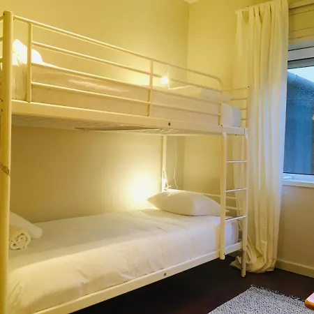 Surf House Hostel Porto