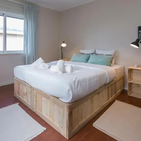 Surf House Hostel
