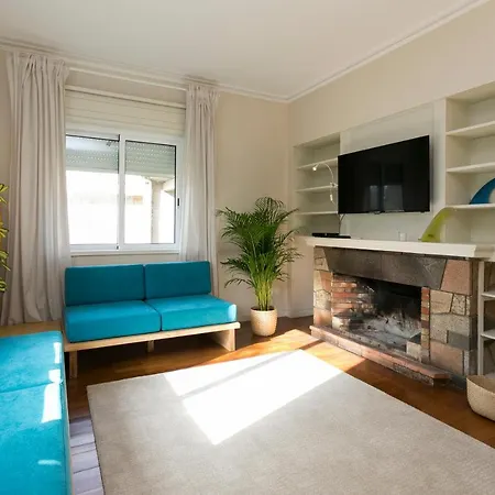 Incredible - Surf House Ostello Oporto