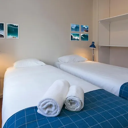 Incredible - Surf House Ostello