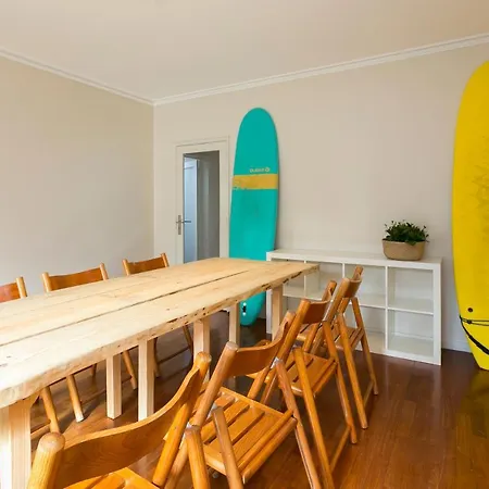 Hostal Surf House